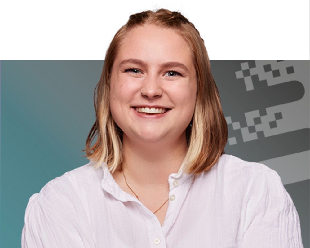 Porträt von Nathalie Mädje, Mitarbeiterin der Business School (Marke der Sparkassenakademie NRW)